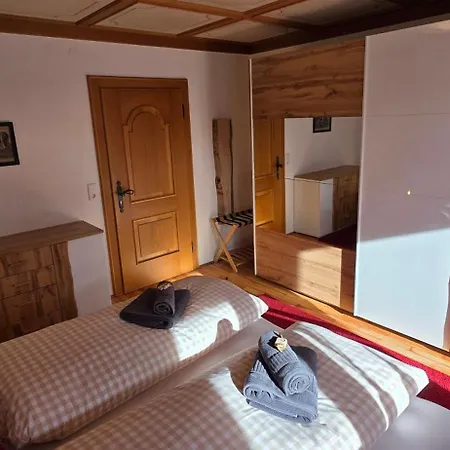 Urheim Rose Apartament *