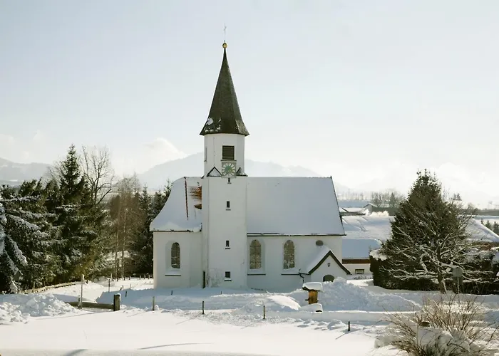 Urheim Rose Apartament Oy-Mittelberg