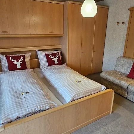 Urheim Rose - Dogfriendly