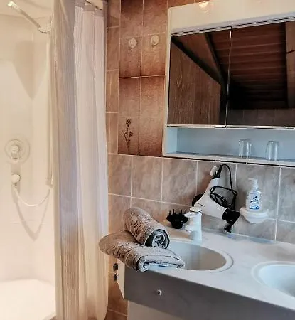 Urheim Rose - Dogfriendly