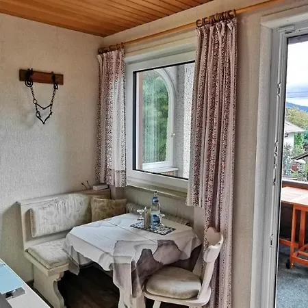 Urheim Rose Apartment Oy-Mittelberg