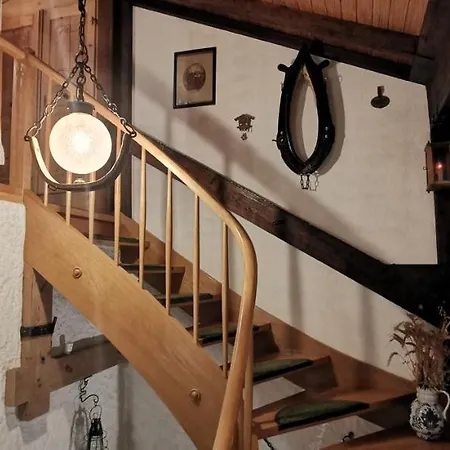 Urheim Rose Oy-Mittelberg